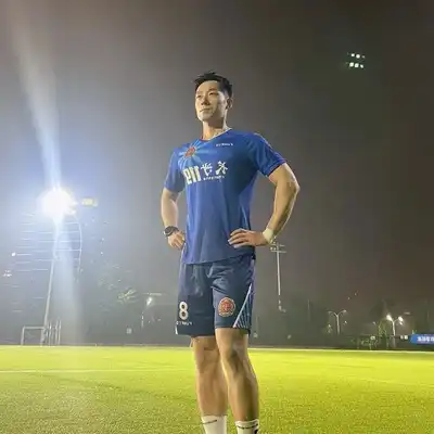 韦建